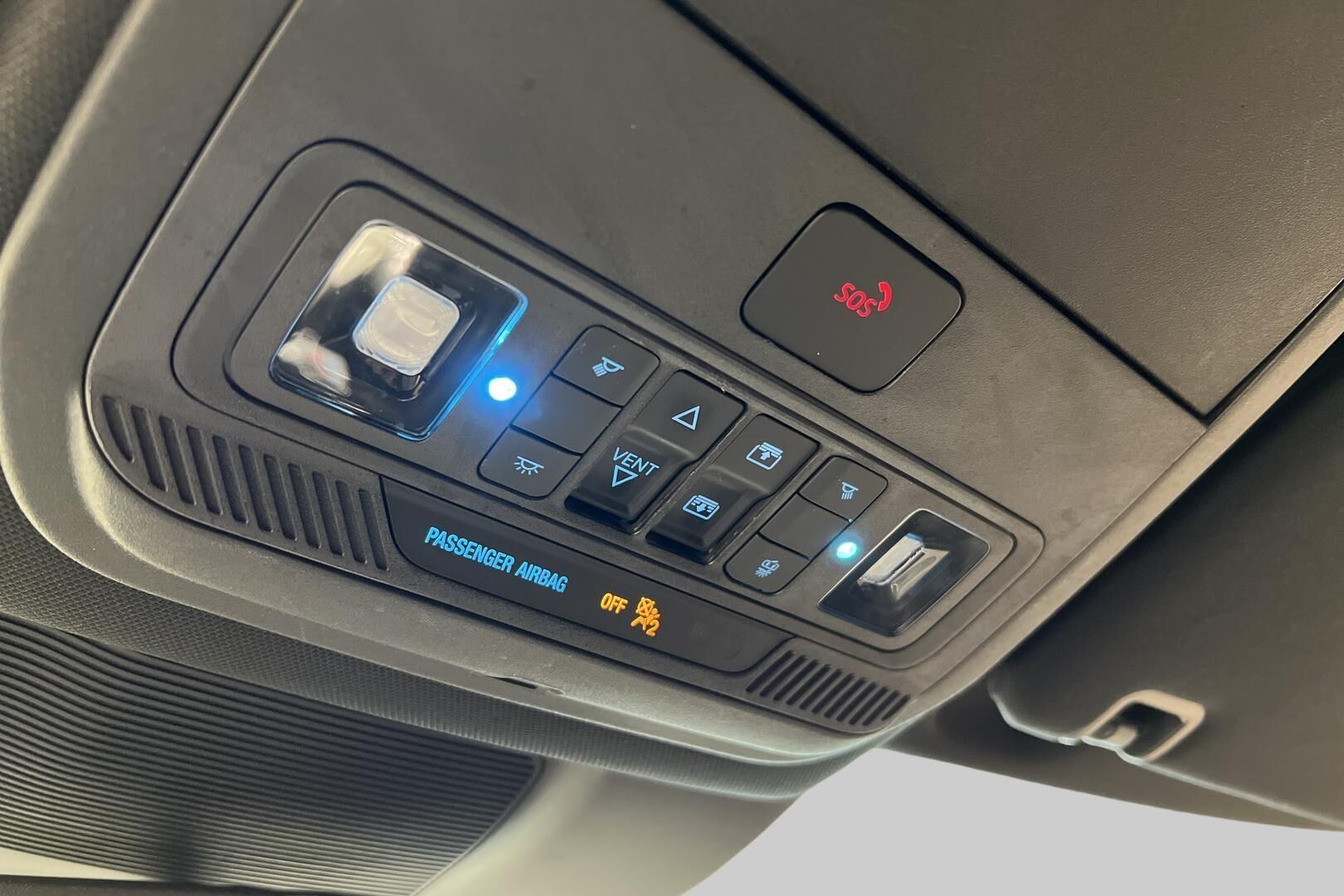 FORD EXPLORER iso kuva 26