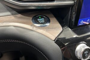 FORD EXPLORER esikatselu 28
