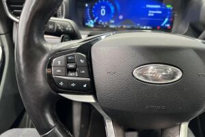 FORD EXPLORER esikatselu 33