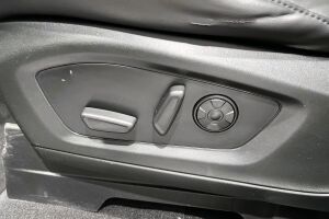 FORD EXPLORER esikatselu 38