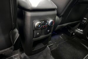 FORD EXPLORER esikatselu 39
