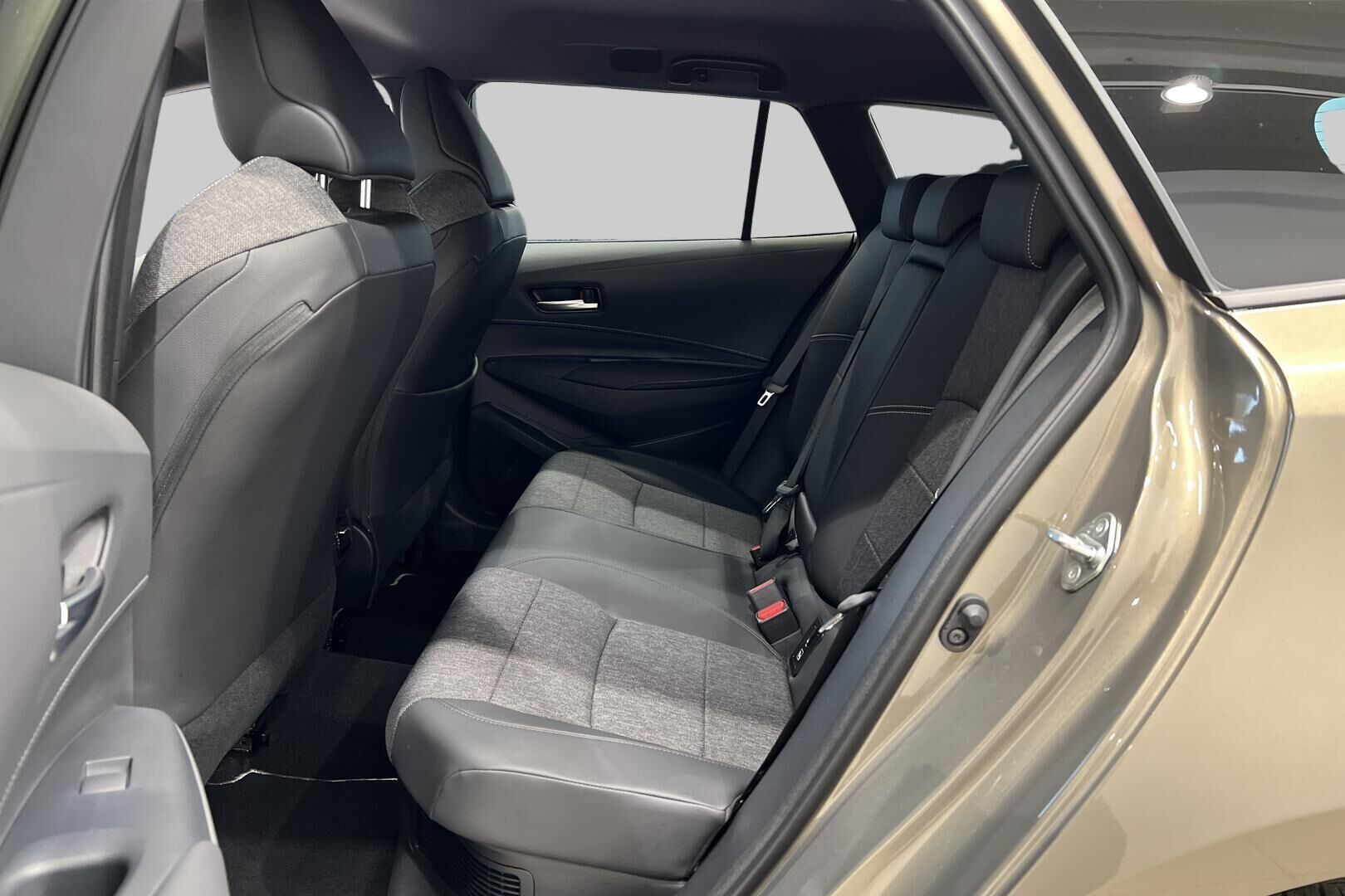 TOYOTA COROLLA iso kuva 10