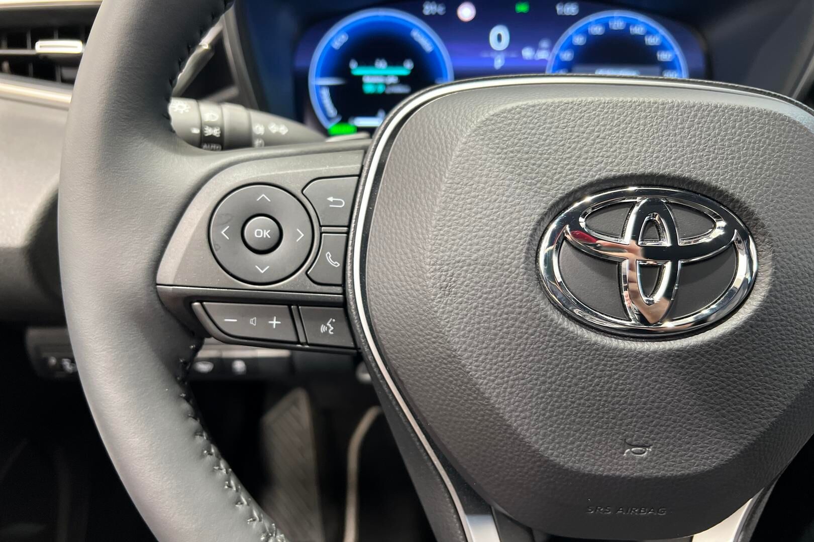 TOYOTA COROLLA iso kuva 23