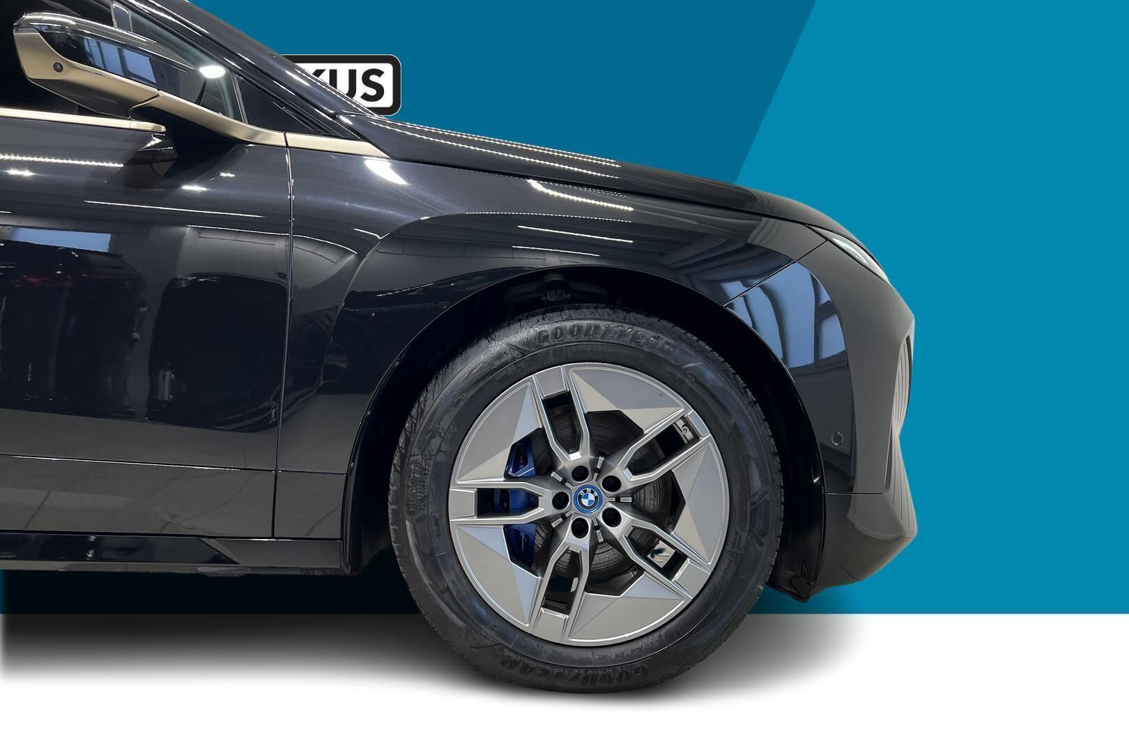 BMW IX iso kuva 12