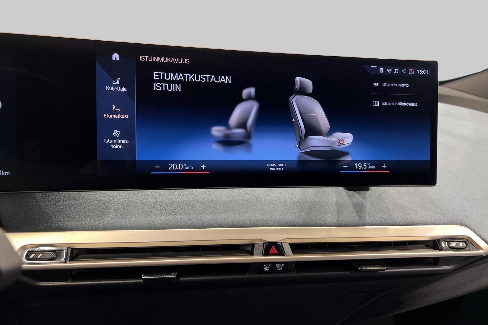 BMW IX iso kuva 18
