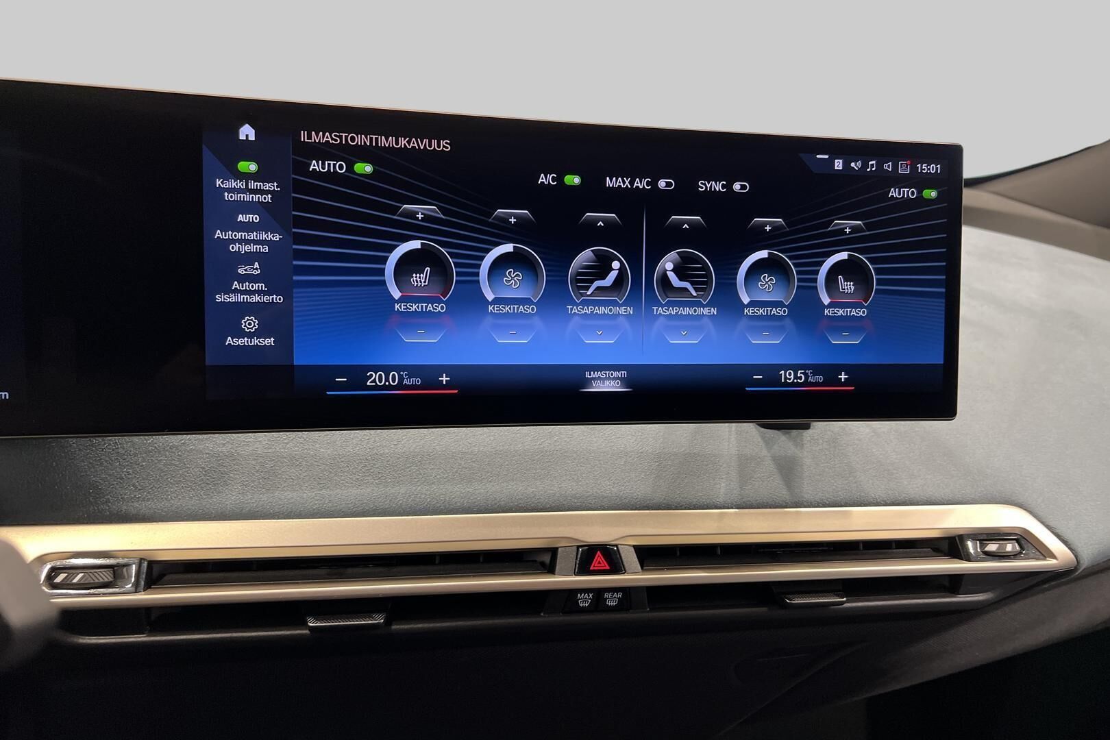 BMW IX iso kuva 19
