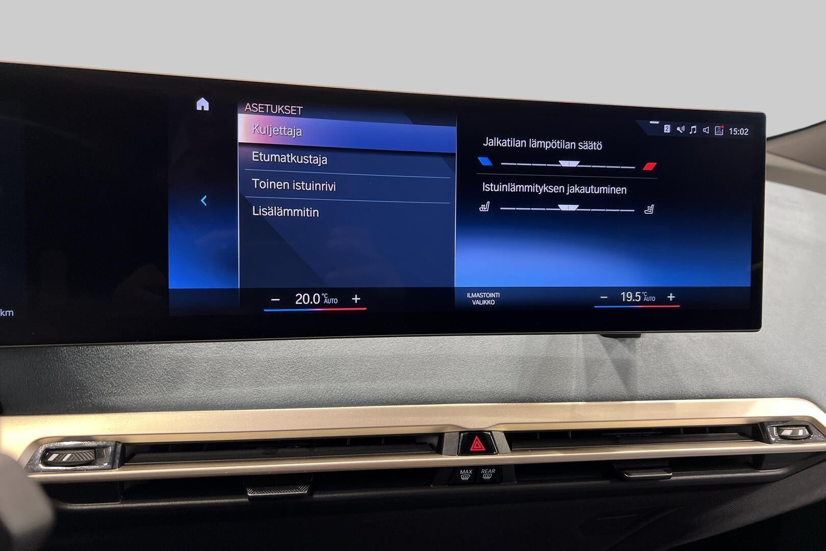 BMW IX iso kuva 48