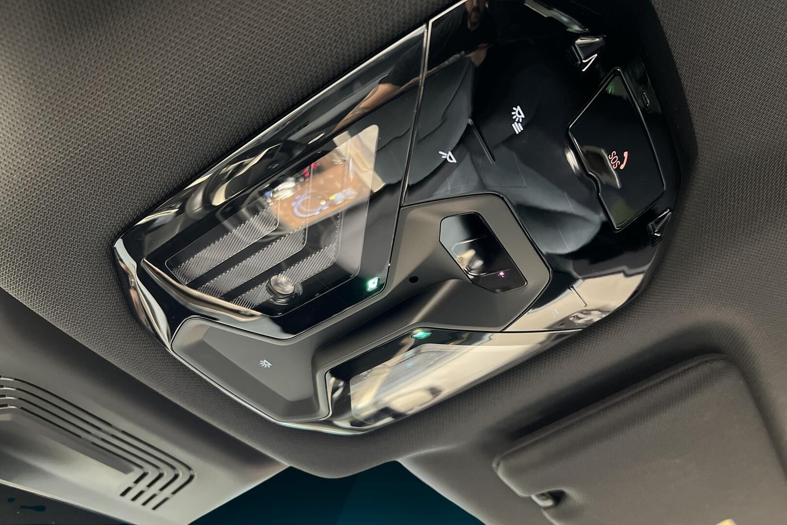 BMW IX iso kuva 26
