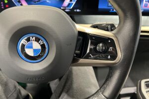 BMW IX esikatselu 27
