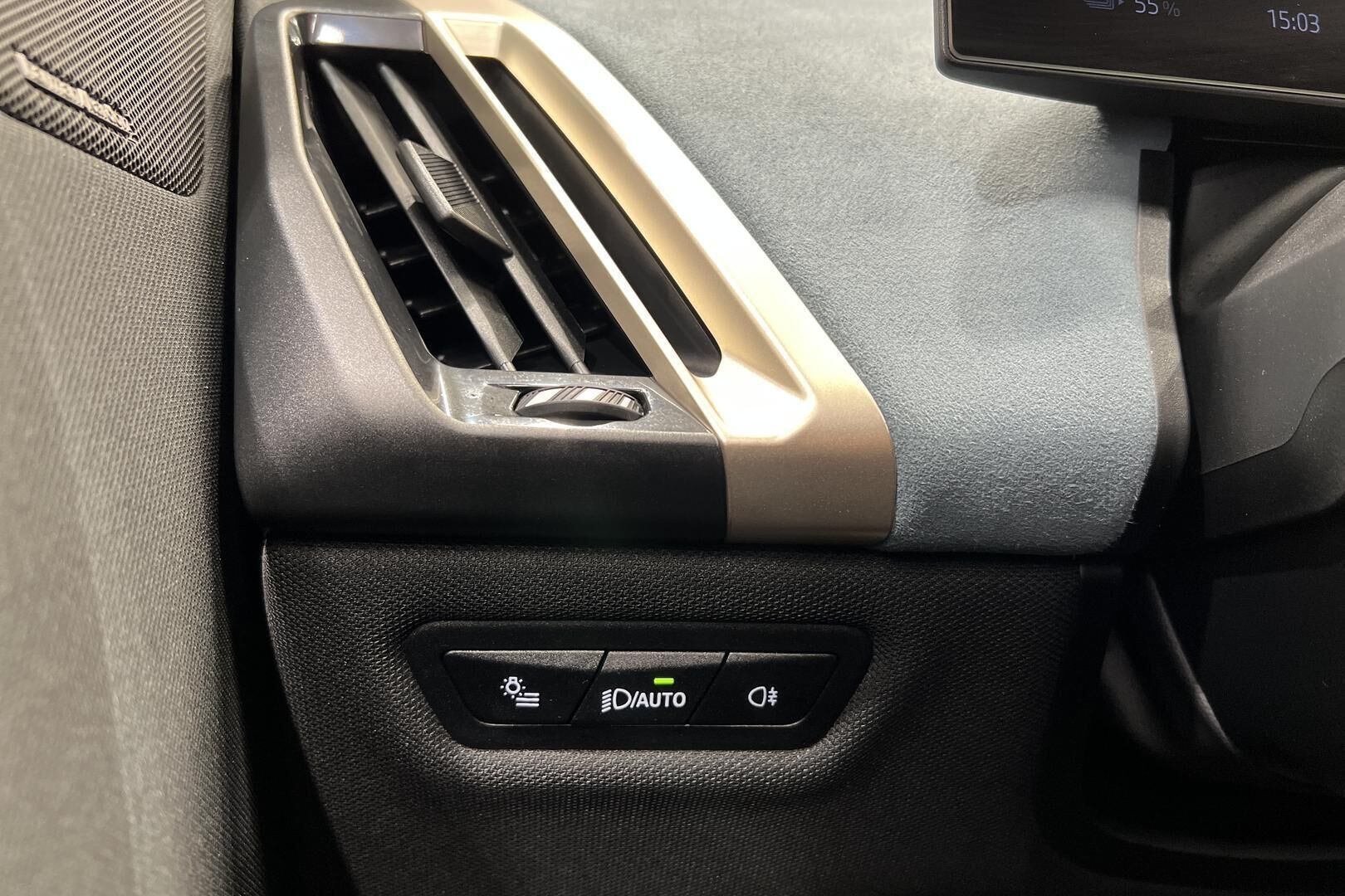 BMW IX iso kuva 31