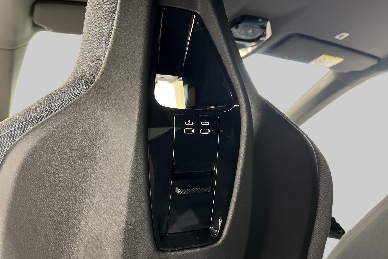 BMW IX iso kuva 39