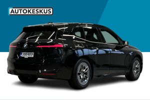 BMW IX esikatselu 4