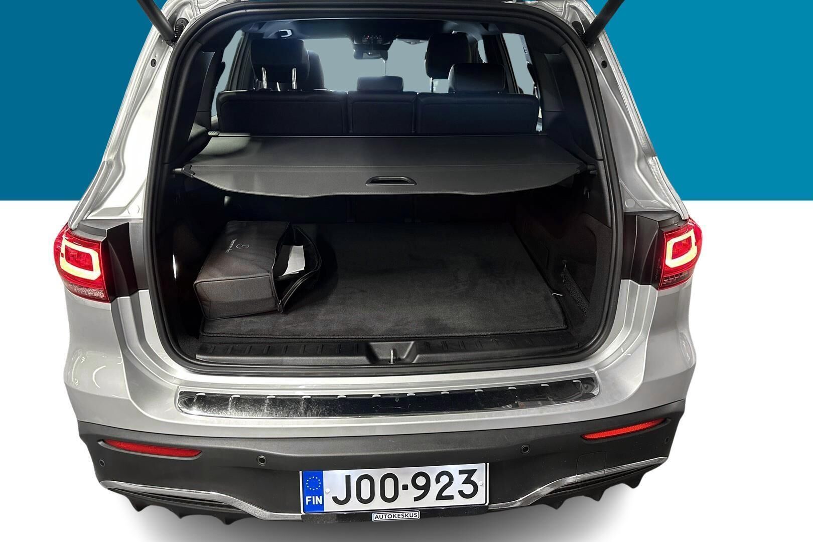 MERCEDES-BENZ EQB iso kuva 12
