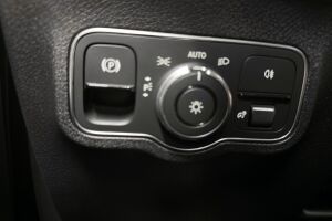 MERCEDES-BENZ EQB esikatselu 29