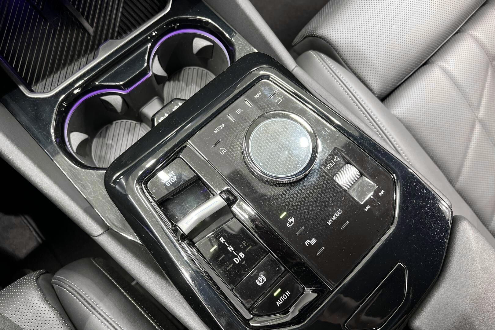 BMW I5 iso kuva 25