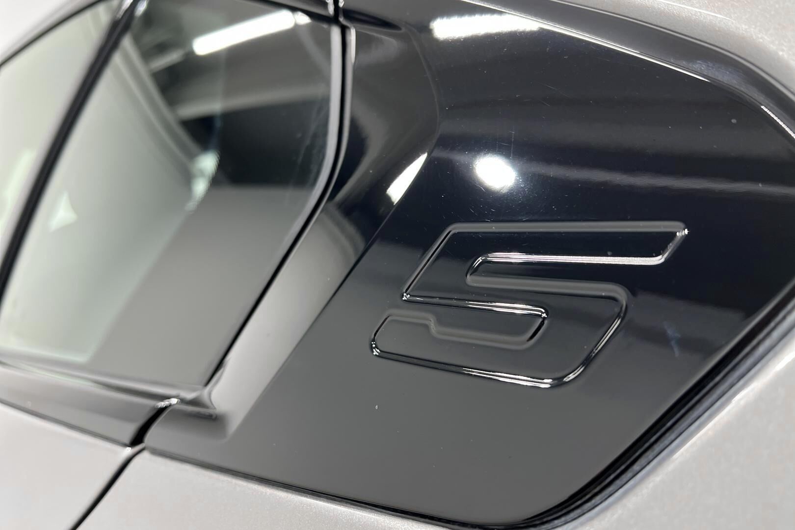 BMW I5 iso kuva 38