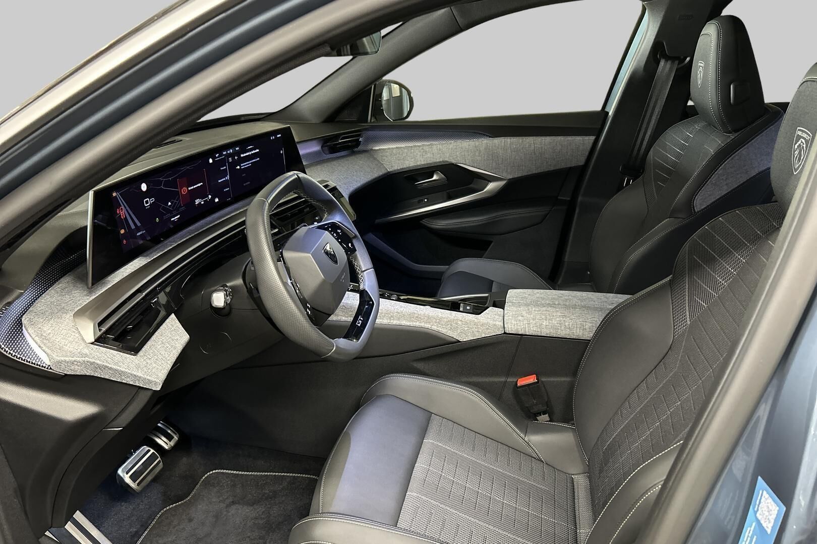 PEUGEOT 3008 iso kuva 15