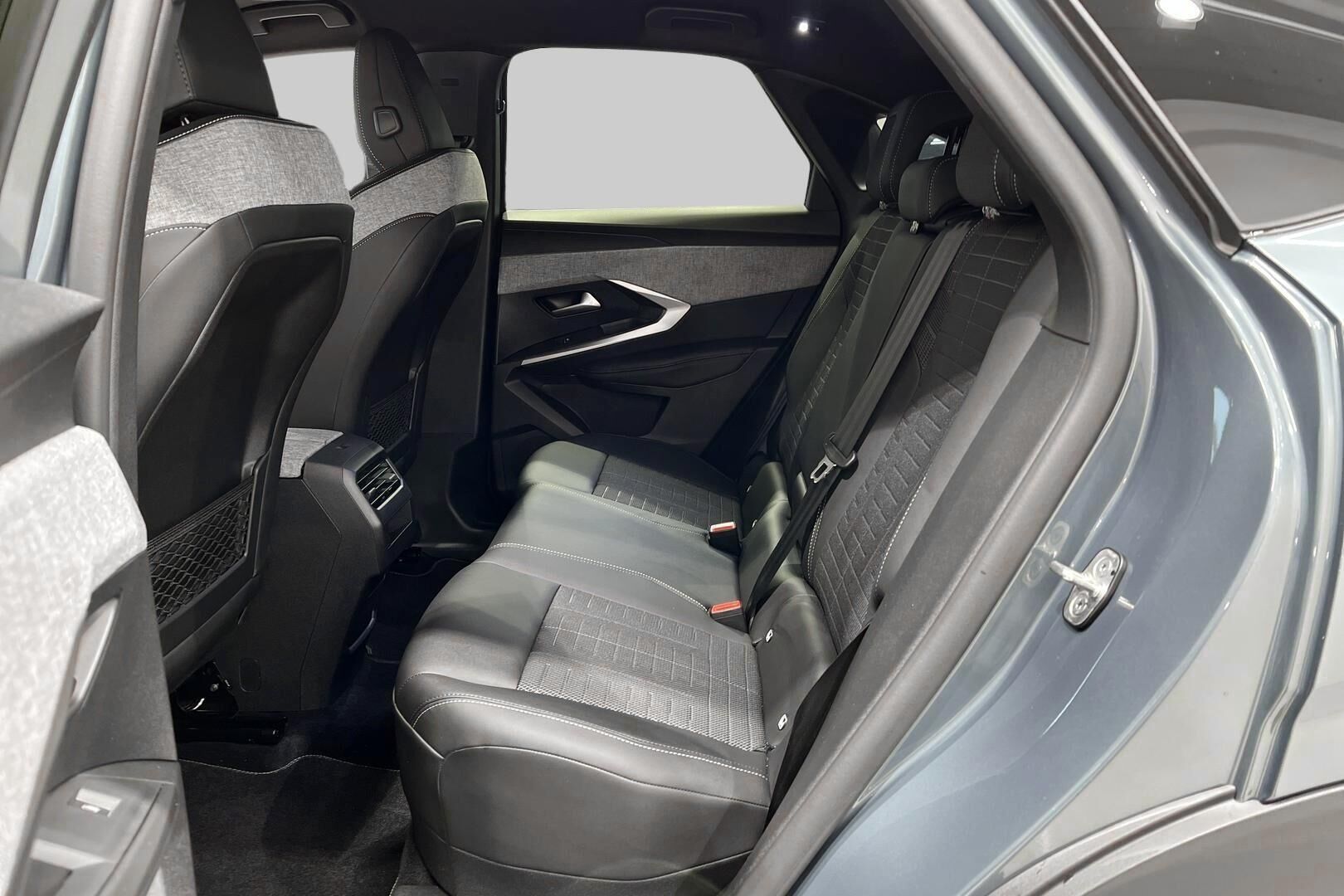 PEUGEOT 3008 iso kuva 9