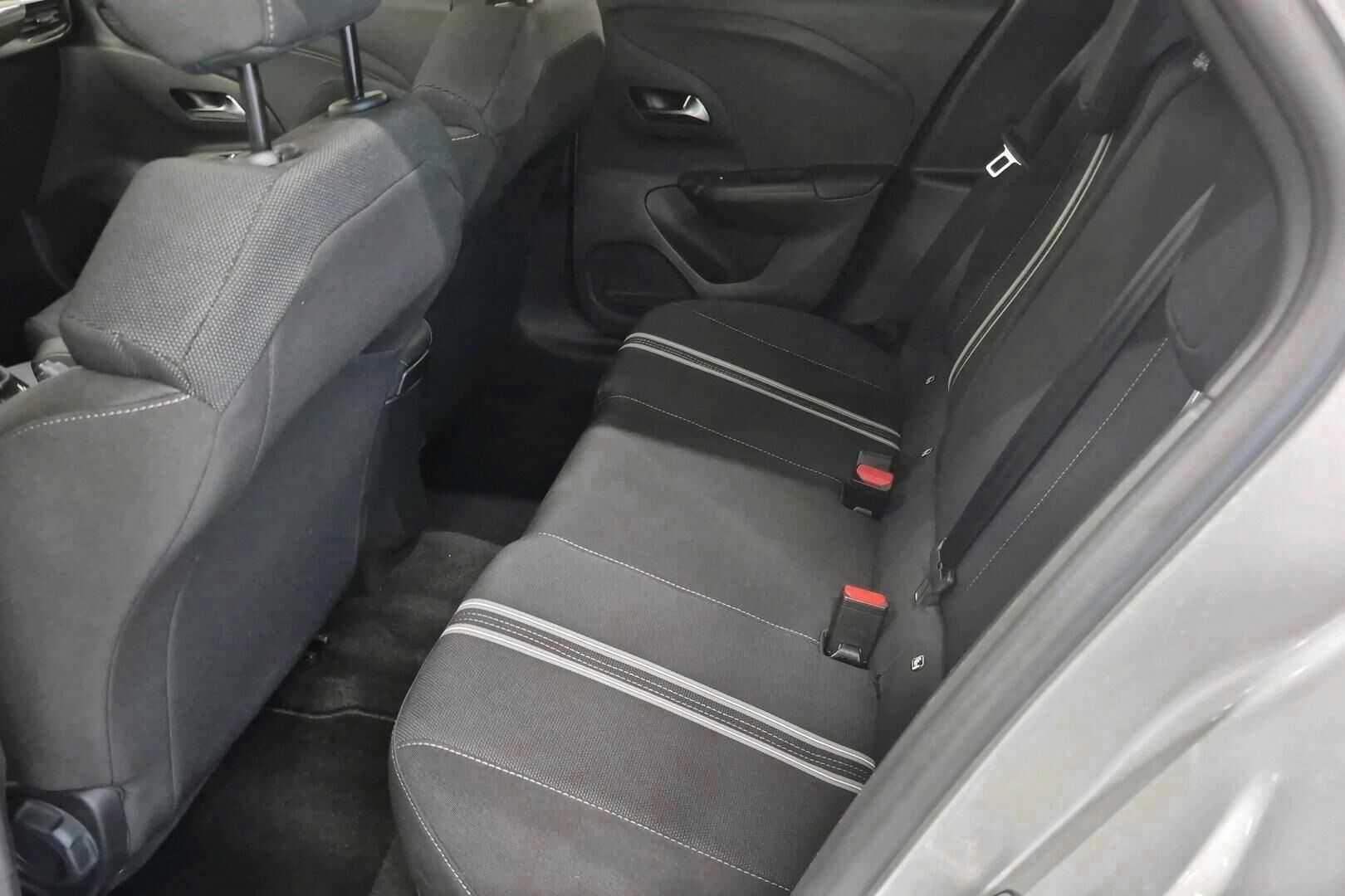 OPEL CORSA iso kuva 5