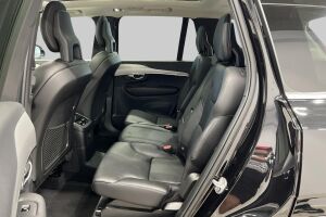 VOLVO XC90 esikatselu 34