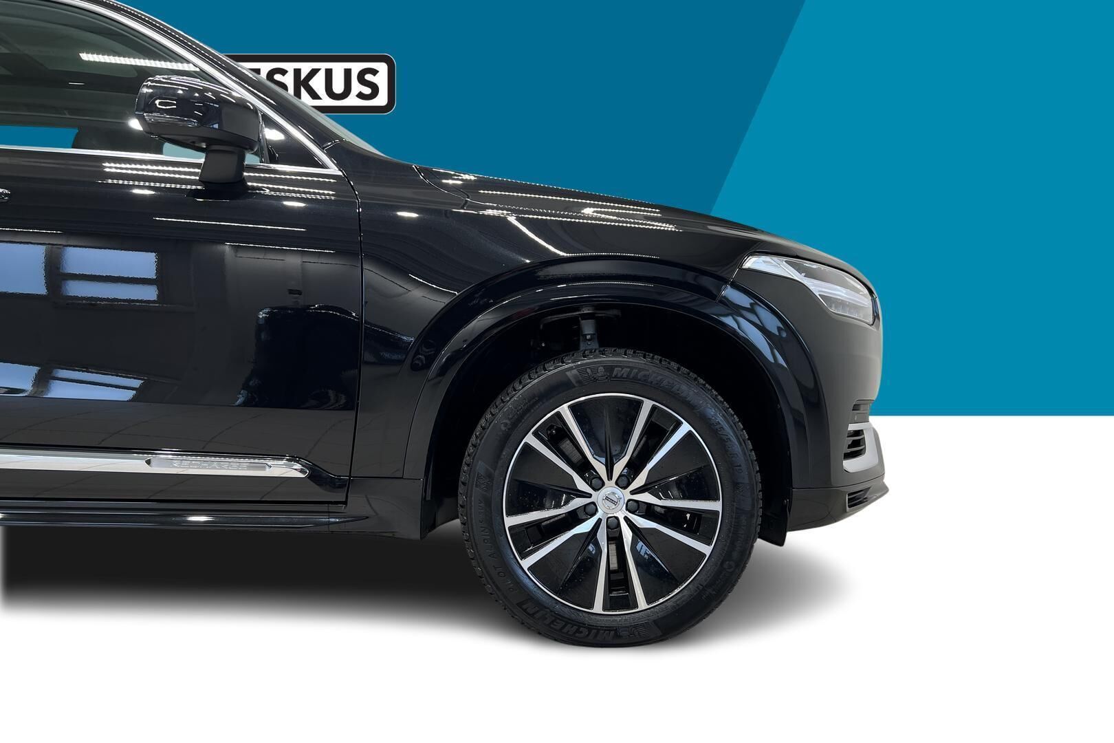 VOLVO XC90 iso kuva 12