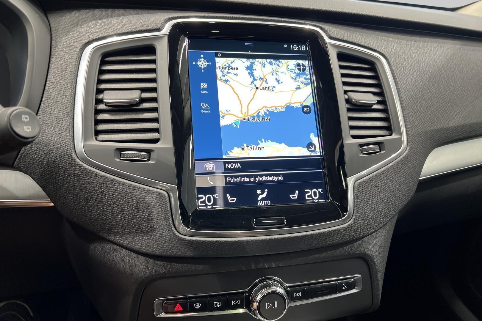 VOLVO XC90 iso kuva 14