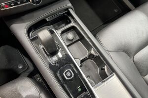 VOLVO XC90 esikatselu 21