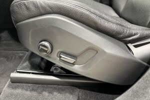 VOLVO XC90 esikatselu 26