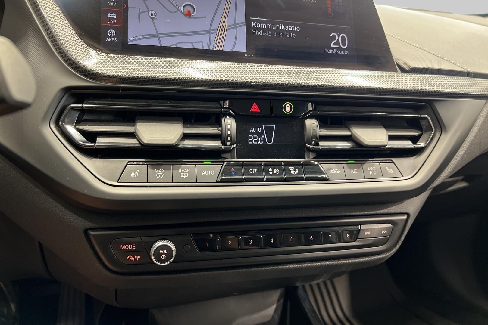 BMW 1-SARJA iso kuva 18
