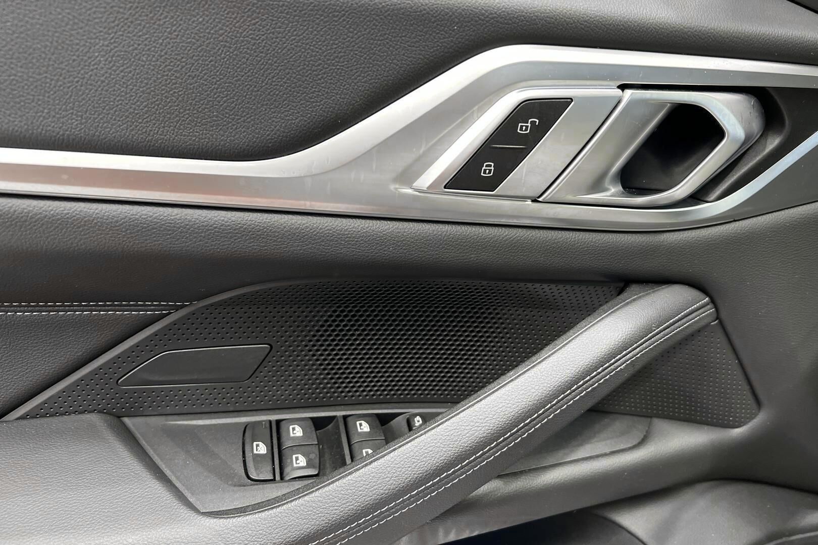 BMW I4 iso kuva 30