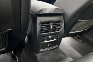 BMW I4 esikatselu 31