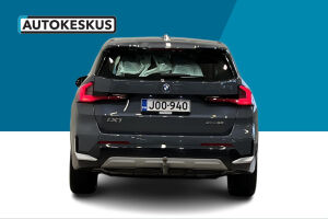 BMW iX1 esikatselu 6