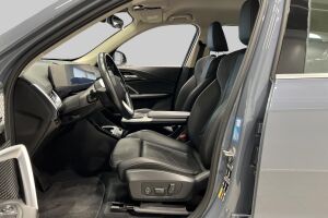 BMW iX1 esikatselu 9