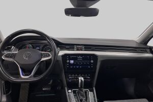 VOLKSWAGEN PASSAT esikatselu 10