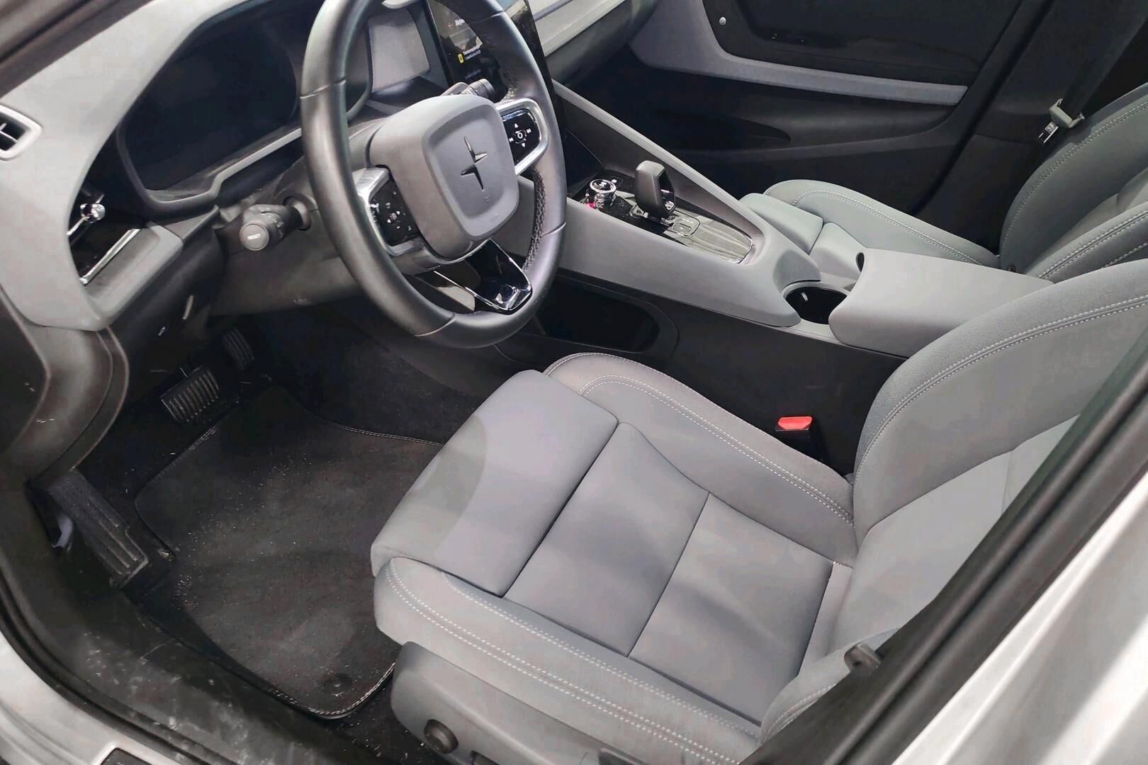 POLESTAR 2 iso kuva 0