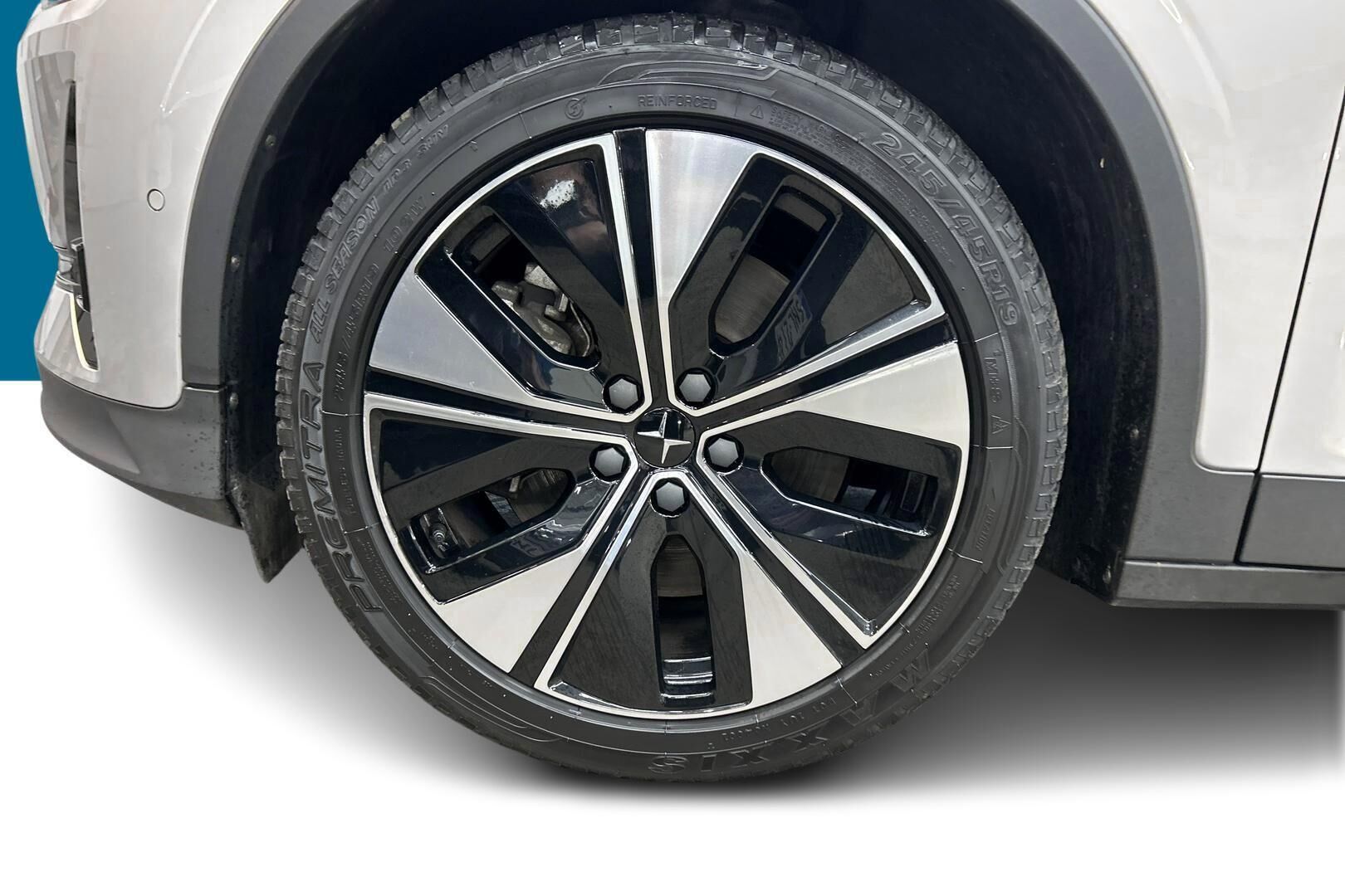 POLESTAR 2 iso kuva 10