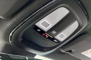 POLESTAR 2 esikatselu 25