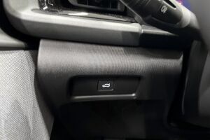 POLESTAR 2 esikatselu 28