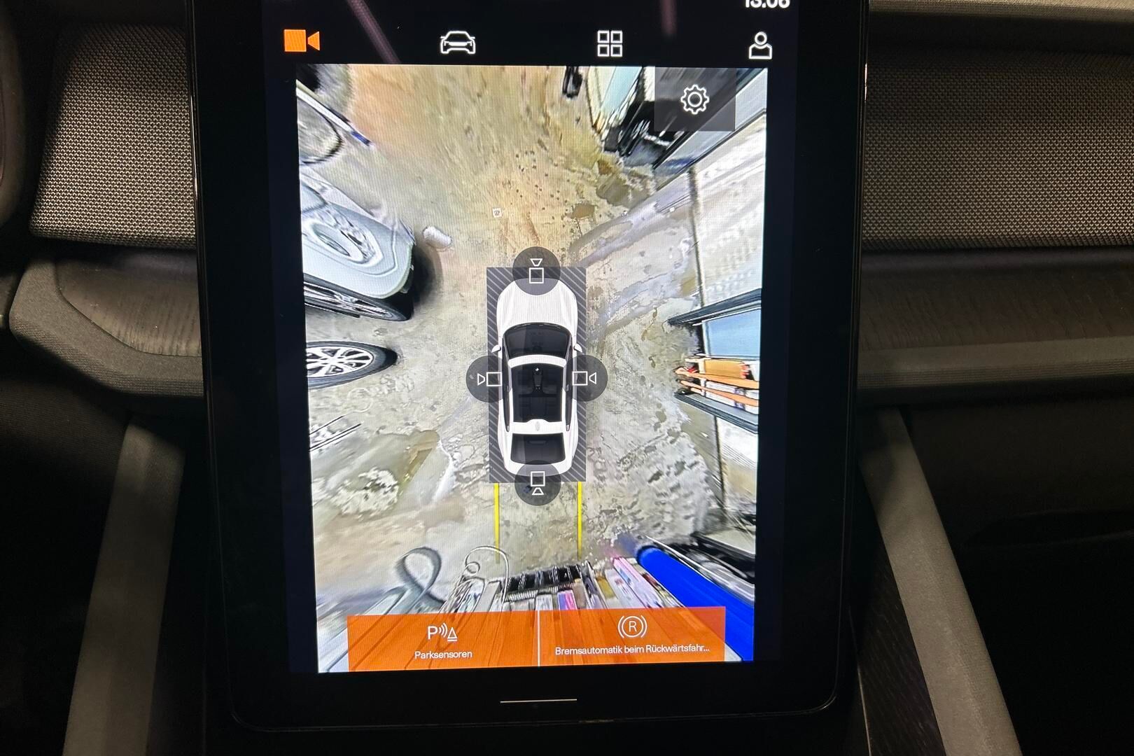 POLESTAR 2 iso kuva 19
