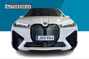 BMW iX esikatselu 2