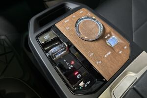 BMW iX esikatselu 26
