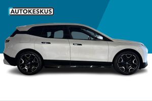 BMW iX esikatselu 4
