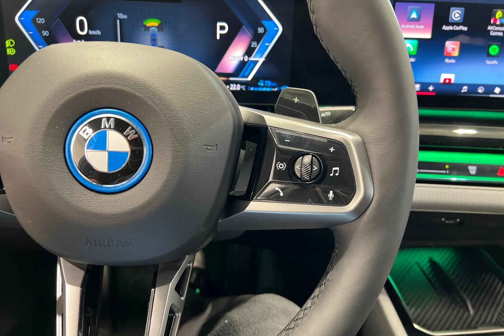 BMW 5-SARJA iso kuva 29