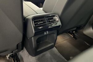 BMW 5-SARJA esikatselu 35