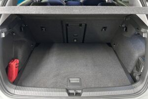 VOLKSWAGEN GOLF esikatselu 12