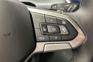 VOLKSWAGEN GOLF esikatselu 17