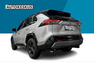 TOYOTA RAV4 esikatselu 7