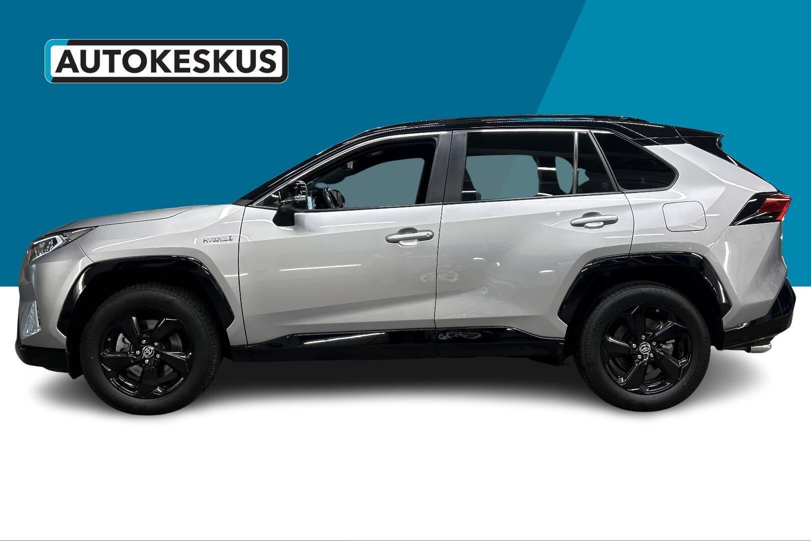 TOYOTA RAV4 iso kuva 8
