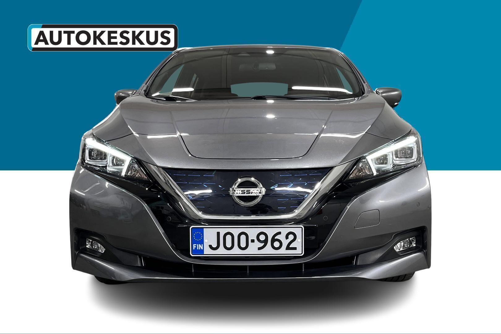 NISSAN LEAF iso kuva 1