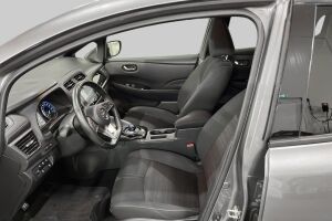 NISSAN LEAF esikatselu 8
